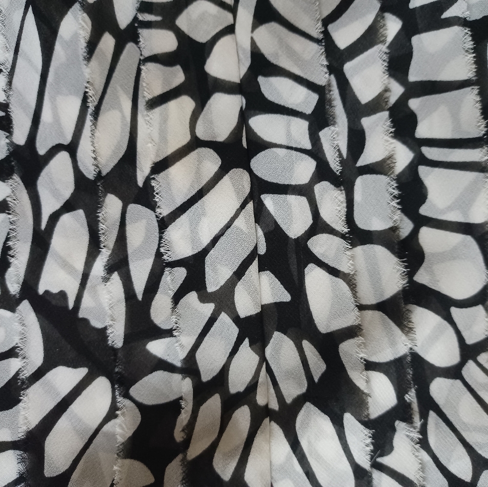 WHBM Sleeveless Blouse w Fabric Belt